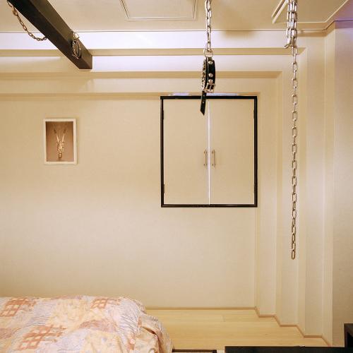 Hanging Chains, Hotel Pamplona, Osaka