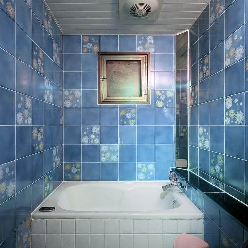 Floral Bathroom, Hotel Loire, Osaka