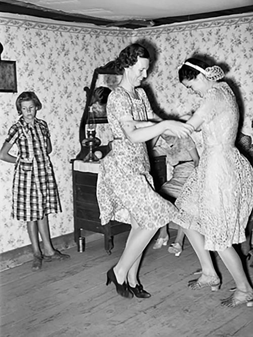 Couple at Squaredance